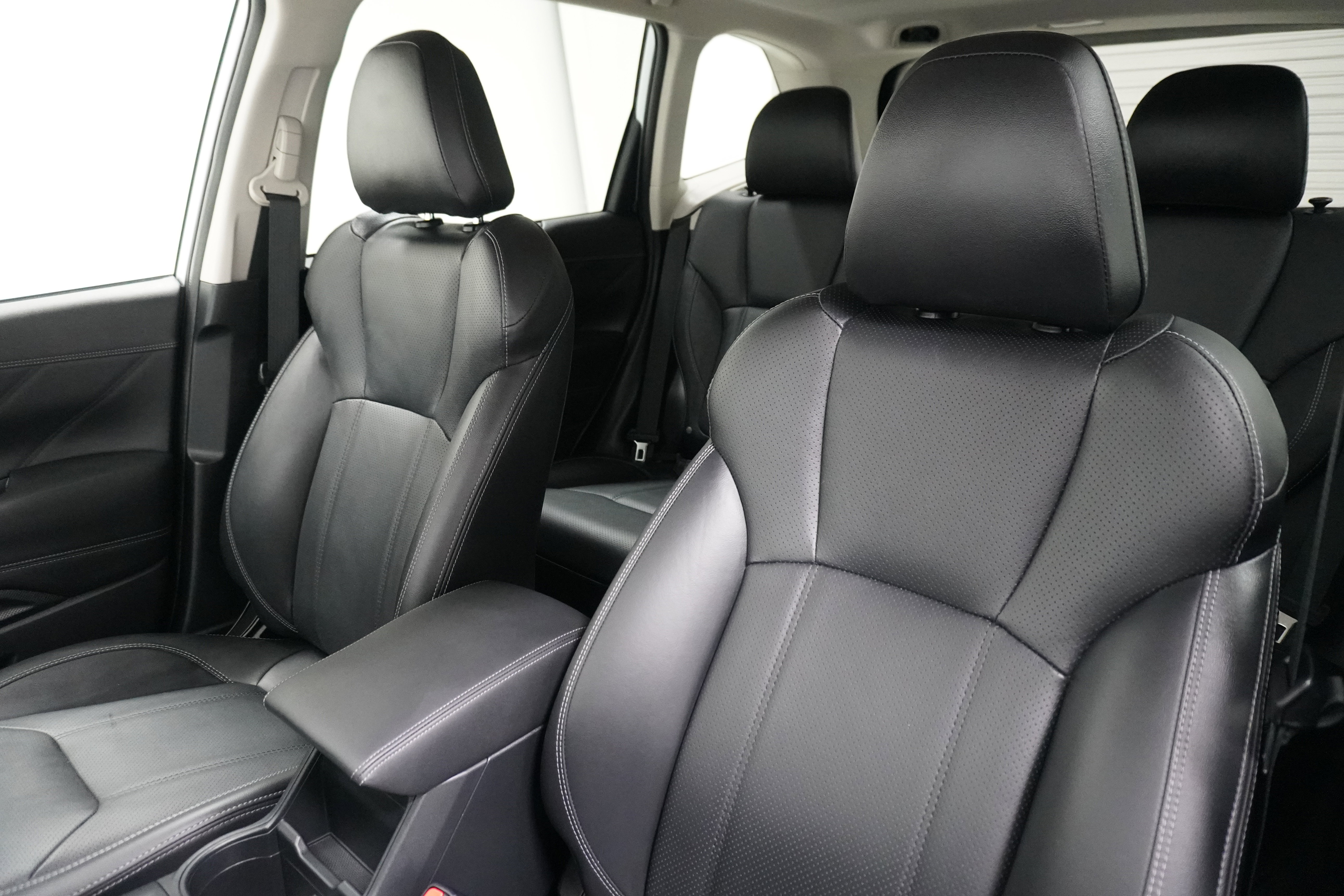 Used 2019 Subaru Forester Limited w/ Popular Package #3 image 10