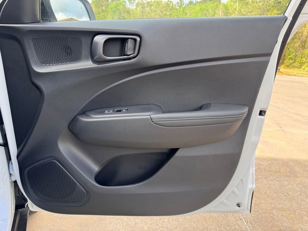 New 2026 Hyundai Venue SEL image 17