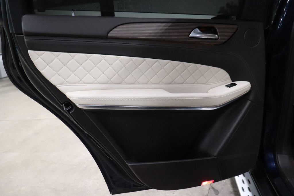 Used 2019 Mercedes-Benz GLS 550 4MATIC w/ Grand Edition Package image 13