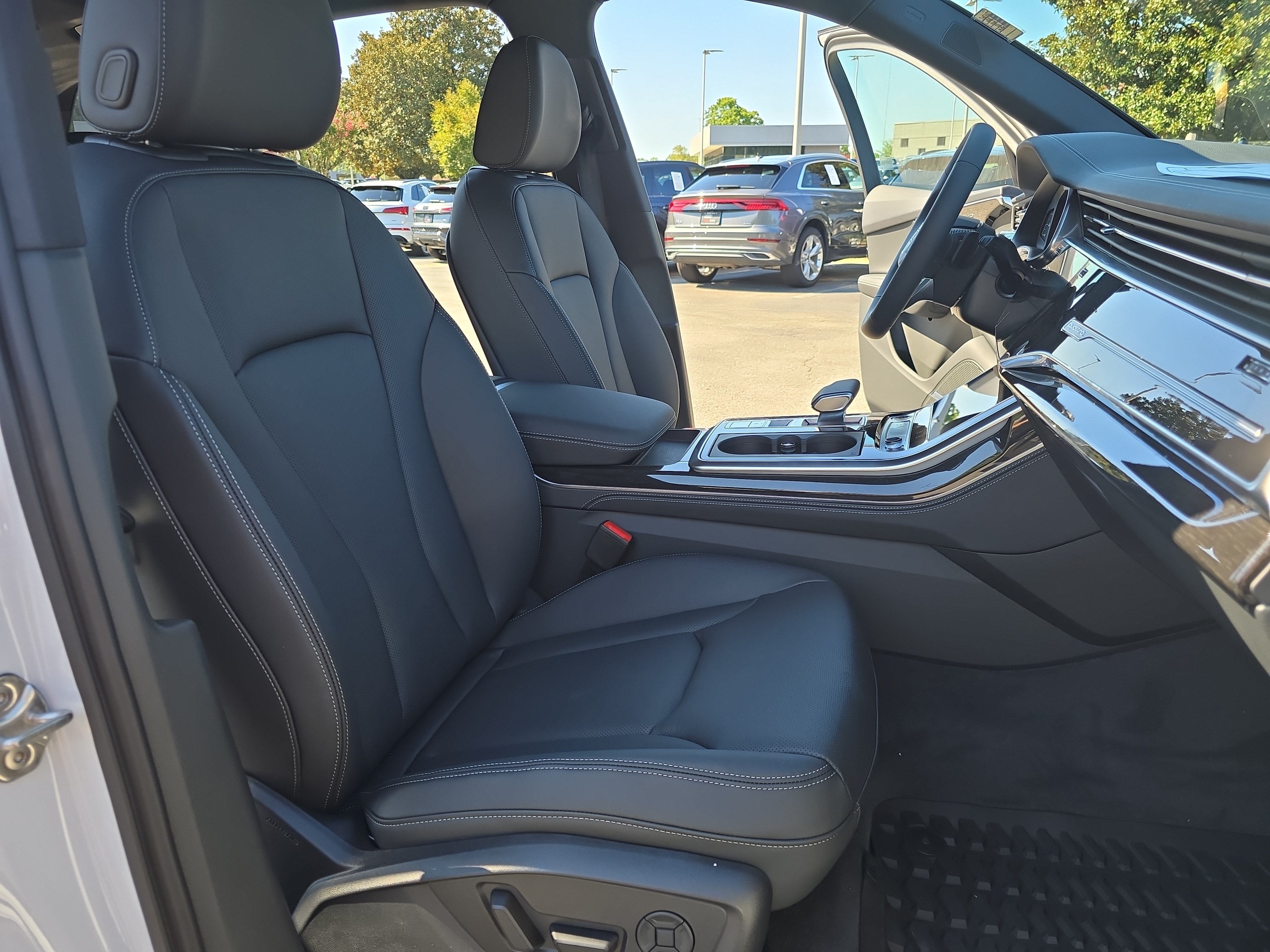 New 2026 Audi Q7 Premium Plus AWD/4WD image 10