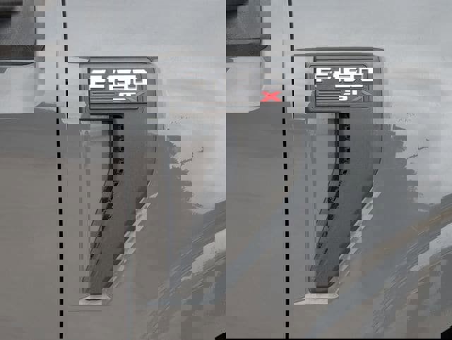 Used 2021 Ford F150 XL w/ STX Appearance Package RWD image 9