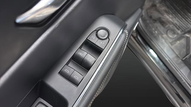 Used 2024 GMC Acadia Elevation w/ Trailering Package image 37