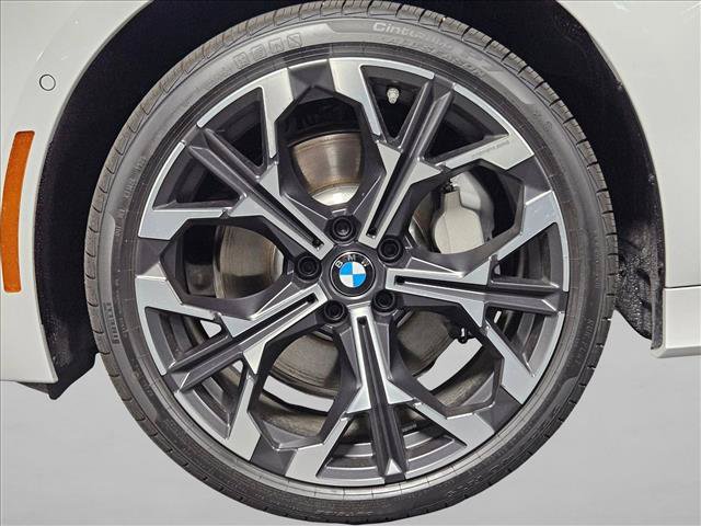 Used 2026 BMW 330i Sedan w/ Convenience Package RWD image 16