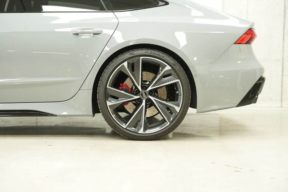 Used 2023 Audi RS 7 Sportback AWD/4WD image 47