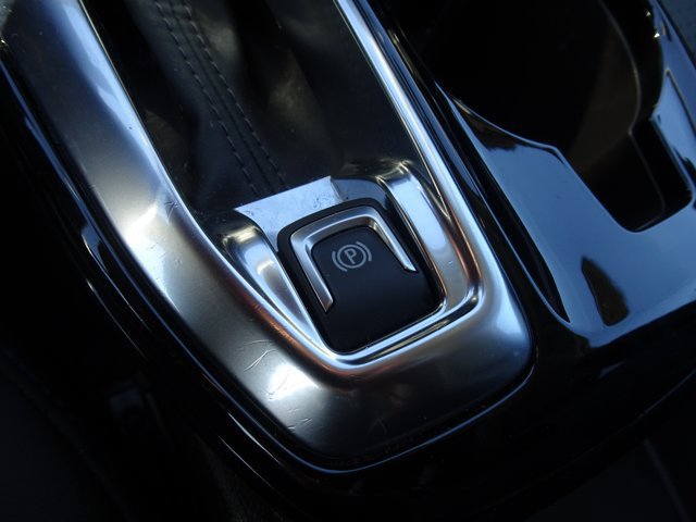 Used 2024 Chevrolet Trax LT w/ Driver Confidence Package FWD image 26