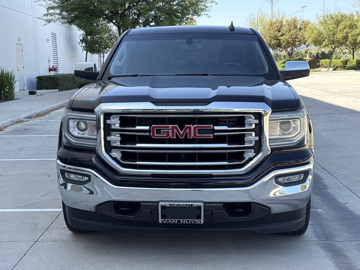 Used 2018 GMC Sierra 1500 SLT w/ SLT Premium Package AWD/4WD image 8