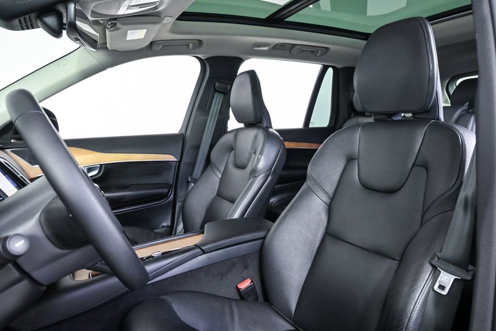 Certified 2023 Volvo XC90 B6 Core w/ Protection Package Premier AWD/4WD image 7