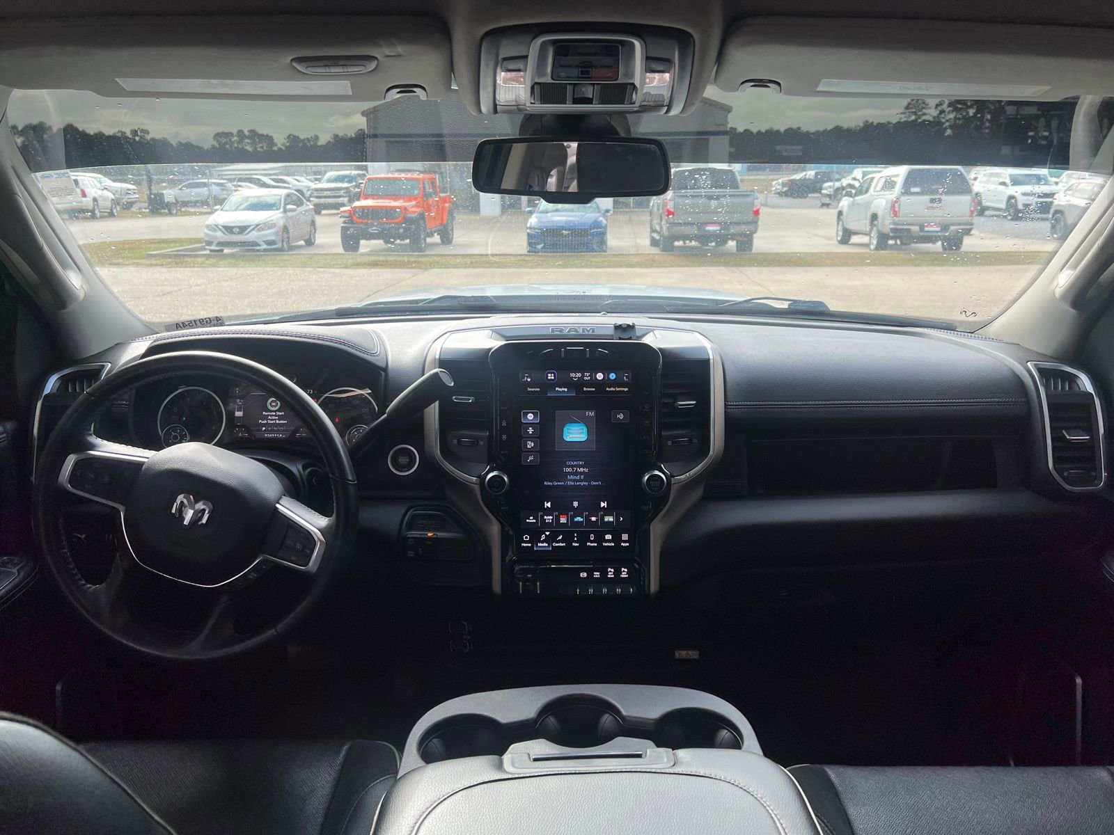 Used 2023 RAM 2500 Laramie AWD/4WD image 10