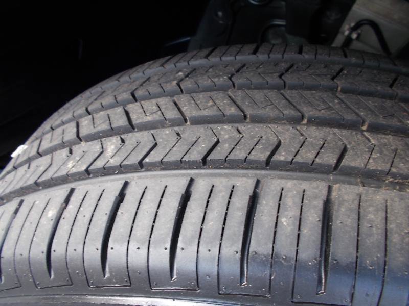 Used 2013 Nissan Rogue SV w/ Premium Pkg image 16