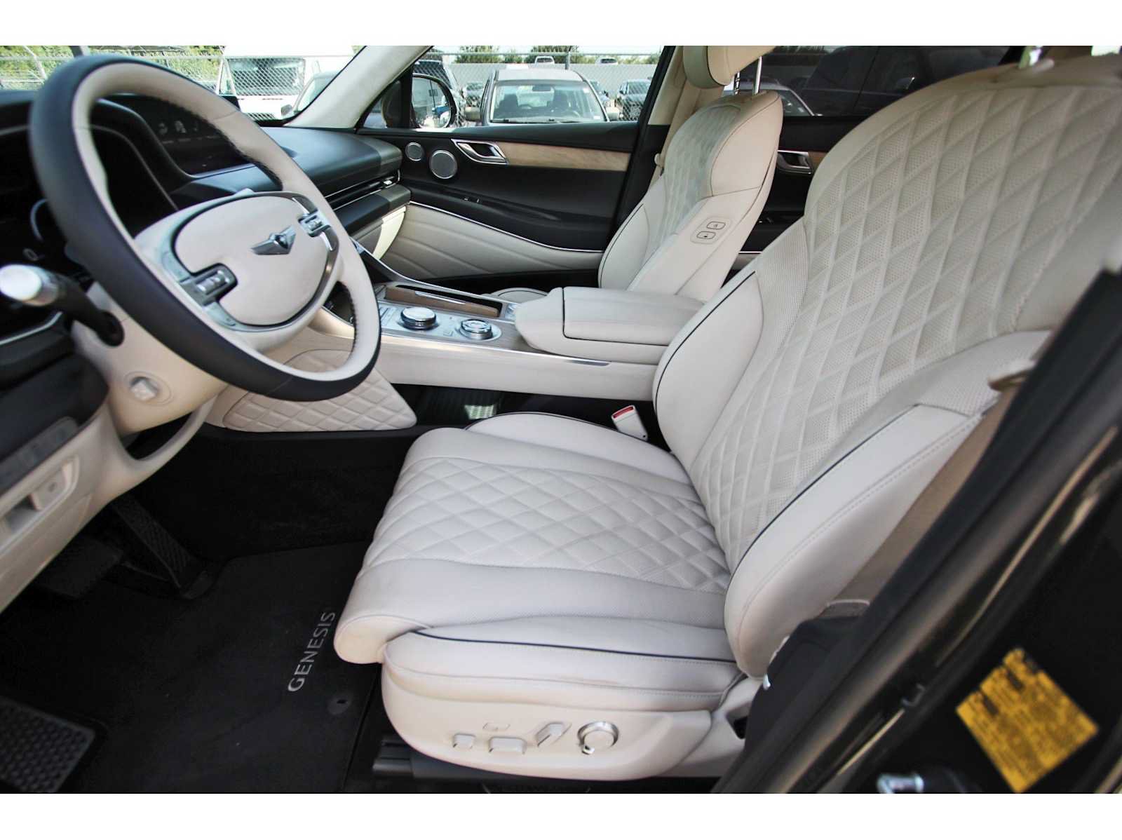 Used 2024 Genesis GV80 3.5T w/ Prestige Package AWD/4WD image 11