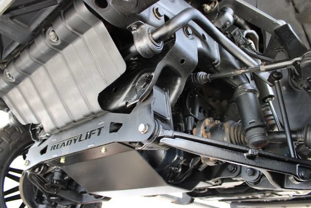 Used 2025 Chevrolet Silverado 2500 LT AWD/4WD image 29