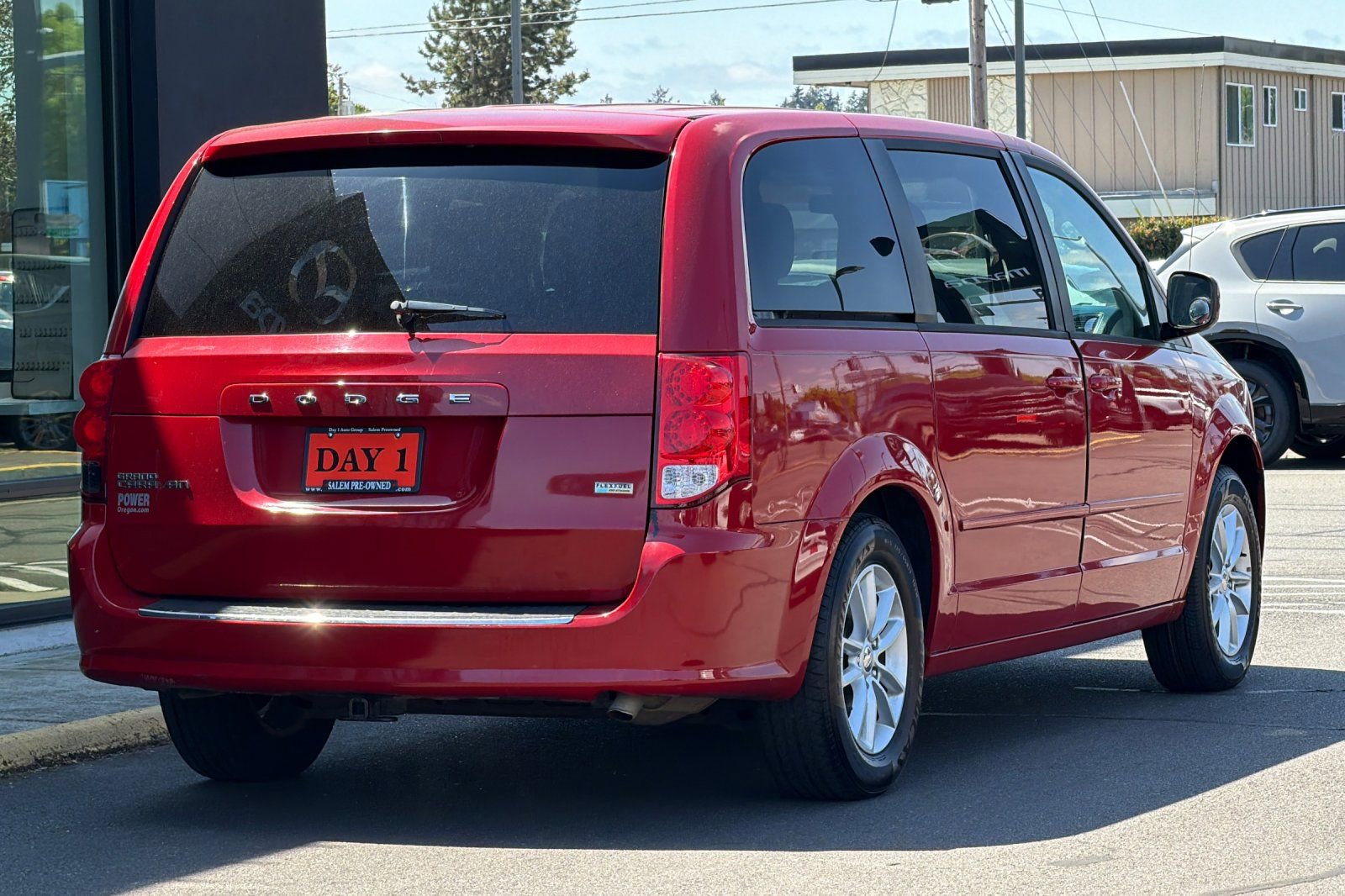 Used 2013 Dodge Grand Caravan SXT FWD image 5