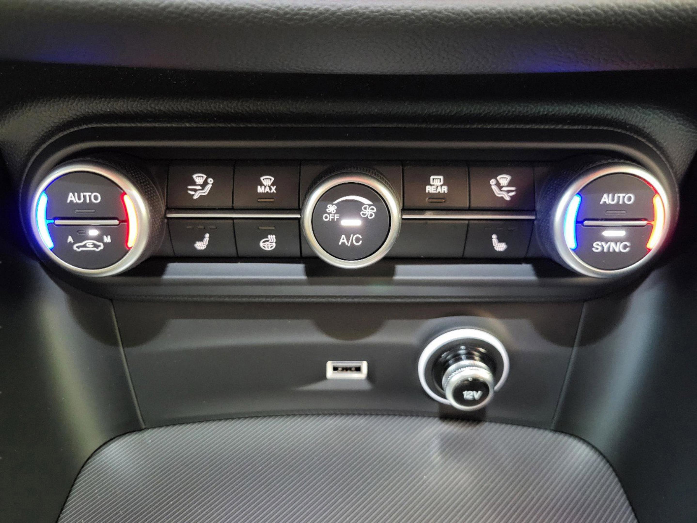 New 2025 Alfa Romeo Stelvio Sprint image 50