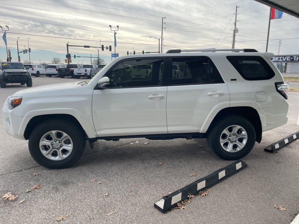 Used 2023 Toyota 4Runner SR5 Premium w/ Moonroof Package image 6