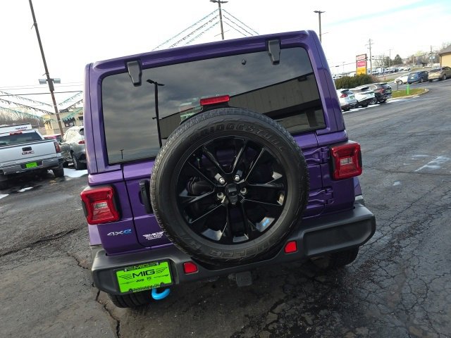 Used 2023 Jeep Wrangler Unlimited Sahara w/ Cold Weather Group image 5