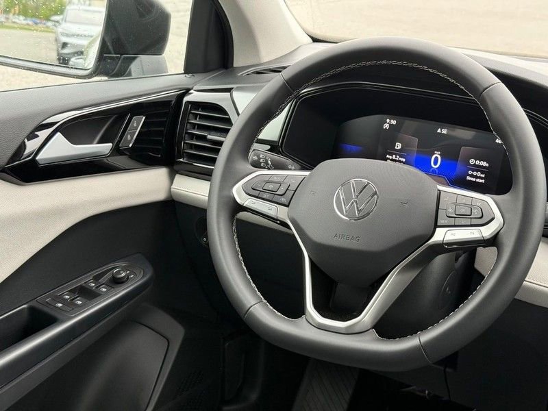 New 2026 Volkswagen Taos S FWD image 9