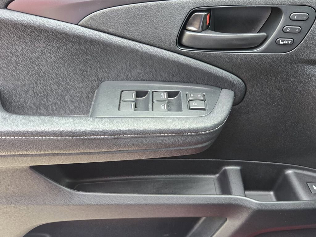 Certified 2023 Honda Passport EX-L image 26
