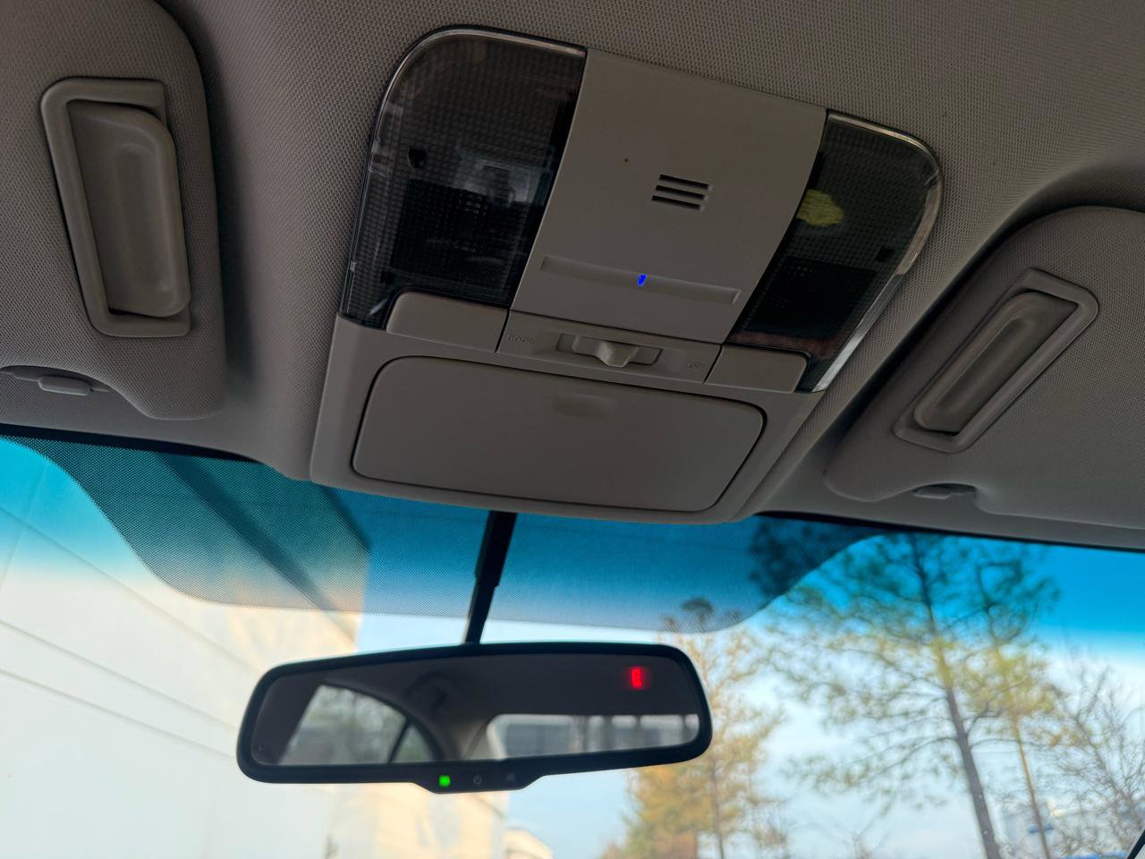 Used 2010 Subaru Legacy 3.6R Limited w/ Appearance Package 1F image 38