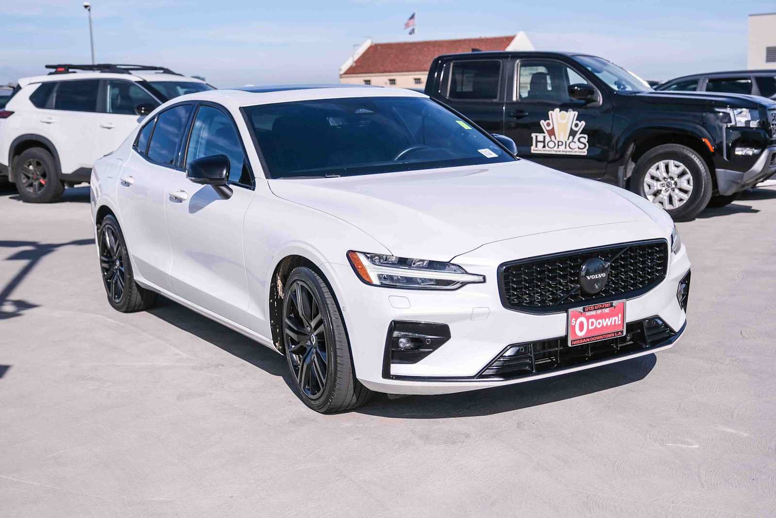 Used 2023 Volvo S60 B5 Plus w/ Climate Package FWD image 3