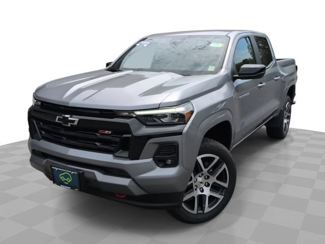 Used 2024 Chevrolet Colorado Z71 w/ Z71 Convenience Package 2 AWD/4WD image 1