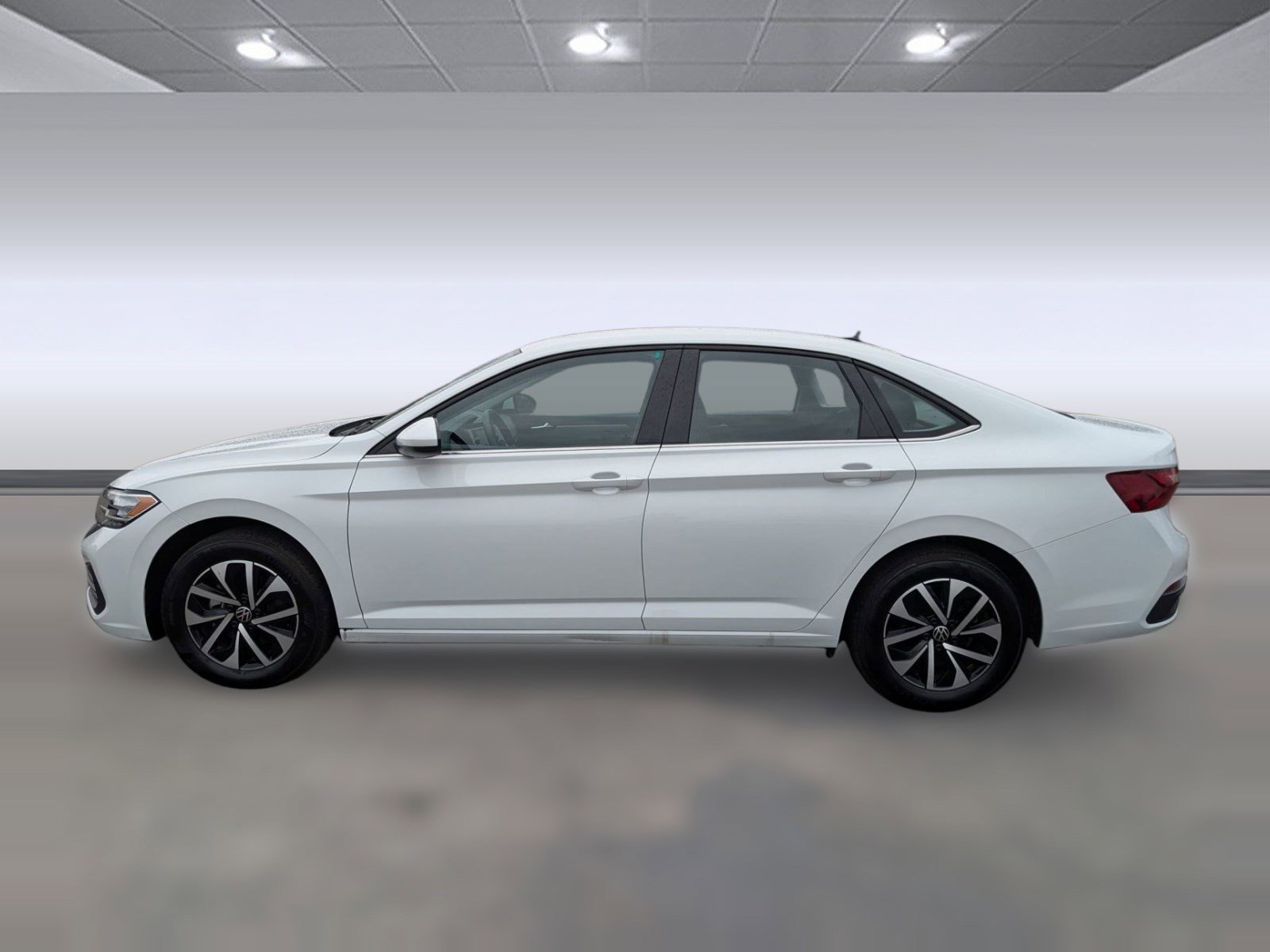 Used 2024 Volkswagen Jetta S image 2