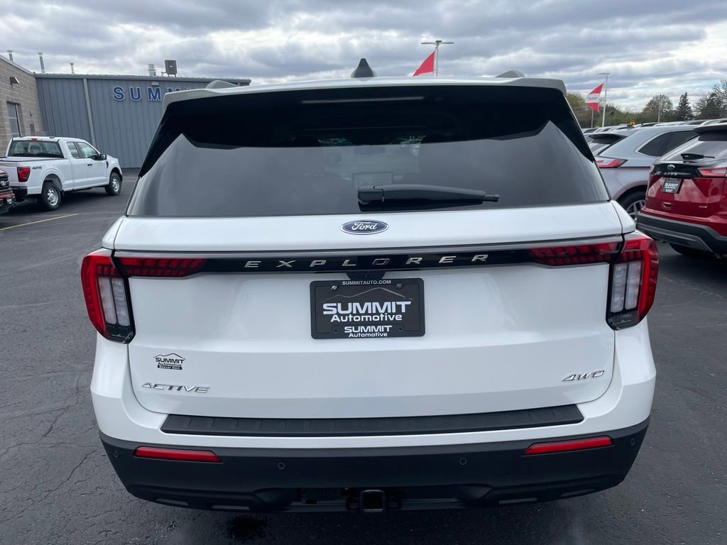 New 2026 Ford Explorer Active image 32