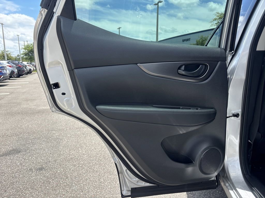 Used 2020 Nissan Rogue Sport S FWD image 14