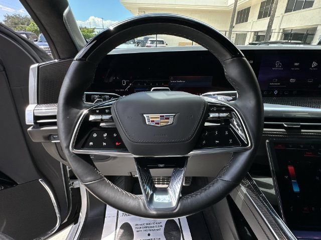Certified 2025 Cadillac Escalade ESV V AWD/4WD image 22