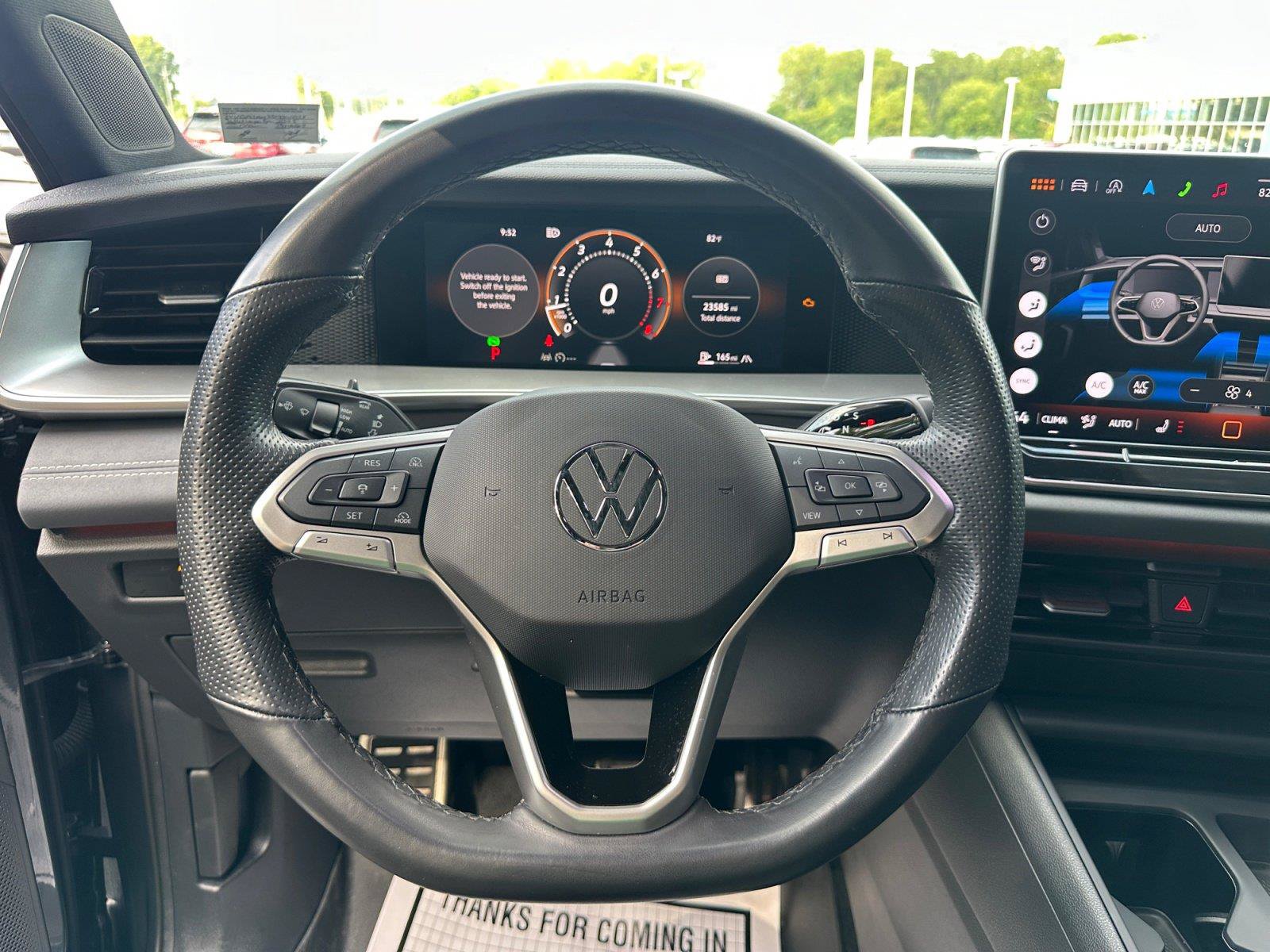 Used 2025 Volkswagen Tiguan SE R-Line AWD/4WD image 20