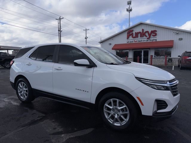 Used 2023 Chevrolet Equinox LT image 1