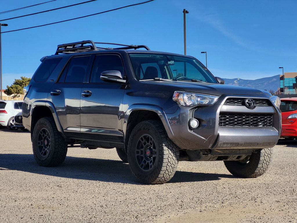 Used 2019 Toyota 4Runner SR5 Premium image 3