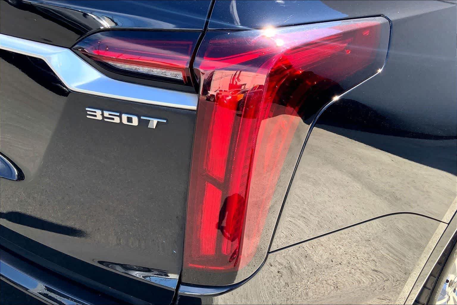 Used 2023 Cadillac XT6 Luxury FWD image 32