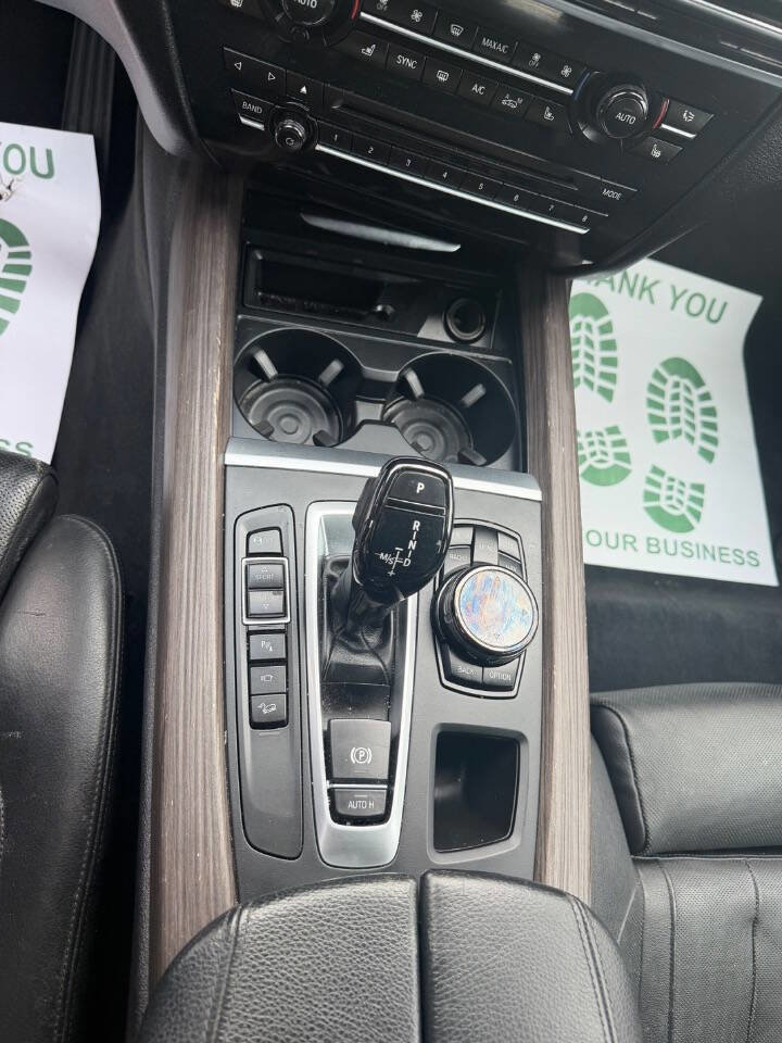 Used 2016 BMW X5 xDrive50i w/ M Sport image 14