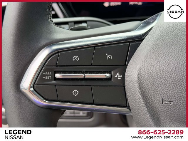 Used 2025 Chevrolet Suburban Premier AWD/4WD image 27