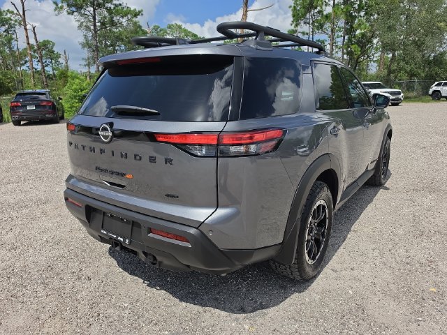 Used 2023 Nissan Pathfinder Rock Creek AWD/4WD image 4