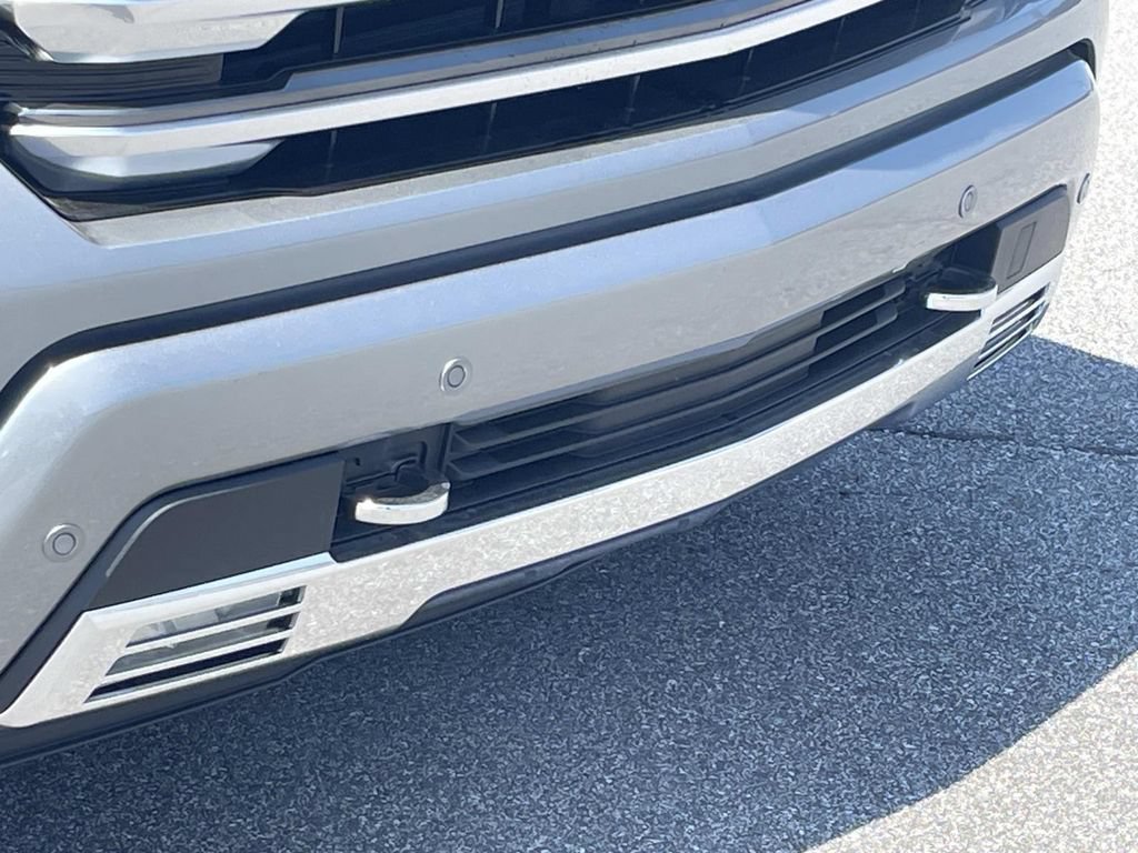 New 2026 Chevrolet Silverado 1500 High Country AWD/4WD image 9