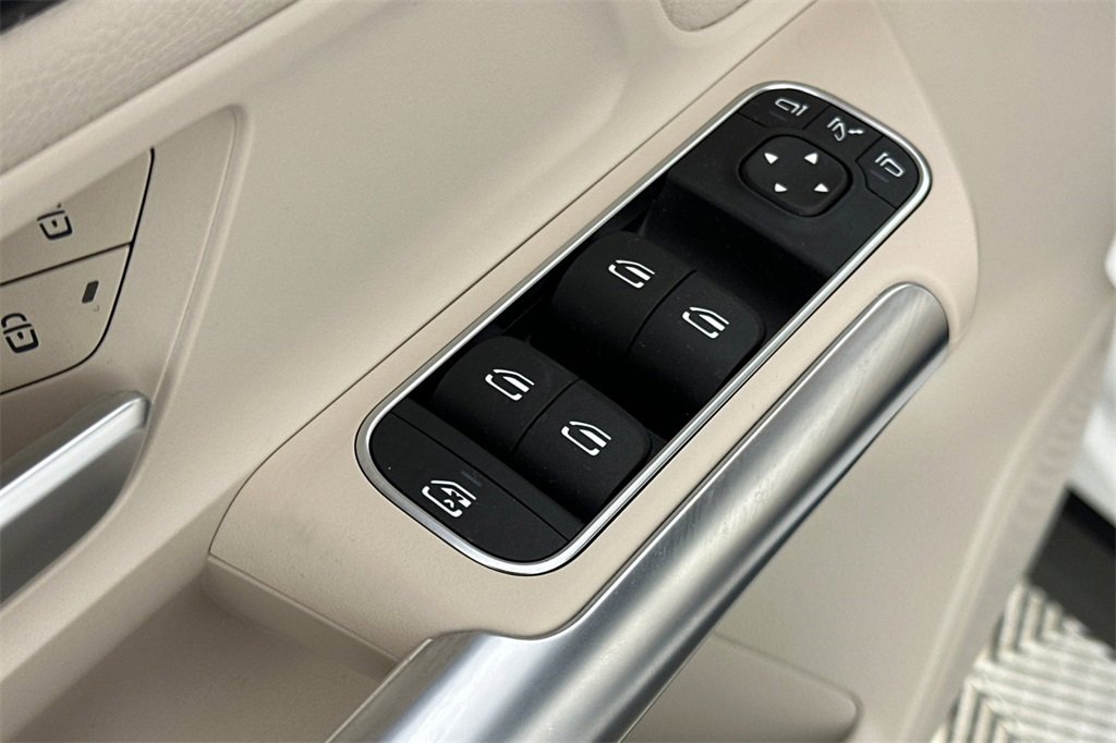 Certified 2026 Mercedes-Benz GLA 250 image 12