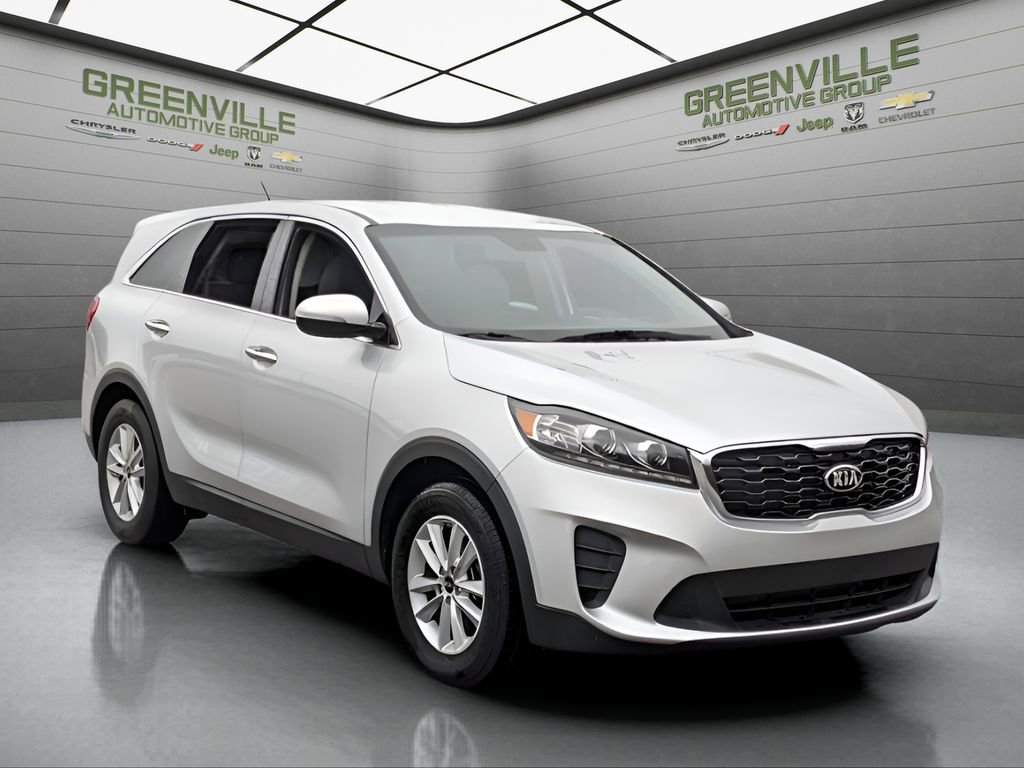 Used 2020 Kia Sorento LX image 8