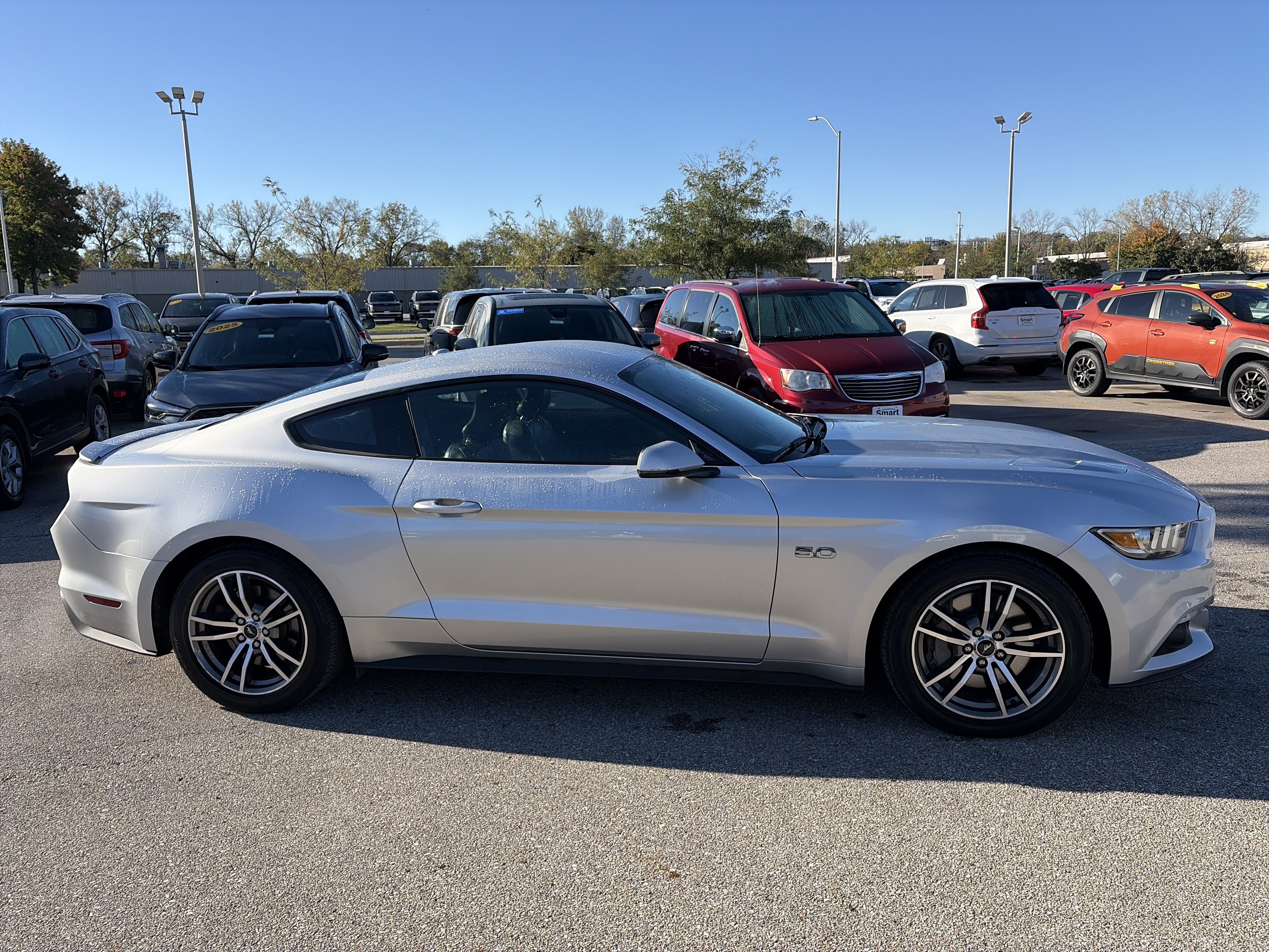Used 2015 Ford Mustang GT Premium RWD image 4