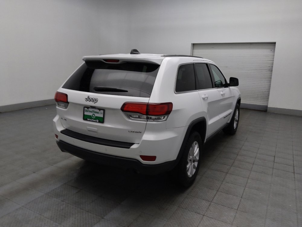 Used 2022 Jeep Grand Cherokee Laredo E AWD/4WD image 9