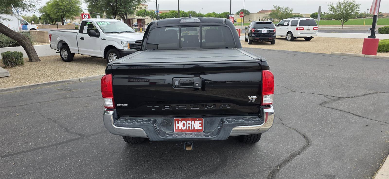 Used 2016 Toyota Tacoma SR5 w/ Towing Package RWD image 6