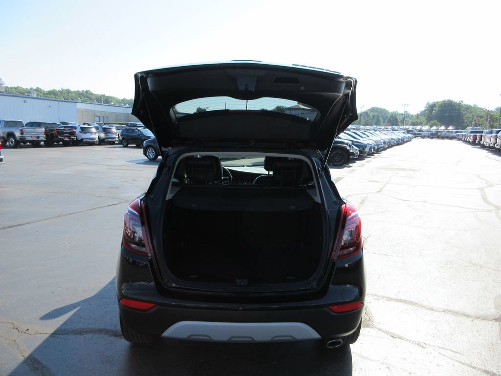 Certified 2022 Buick Encore Preferred w/ Safety Package AWD/4WD image 8