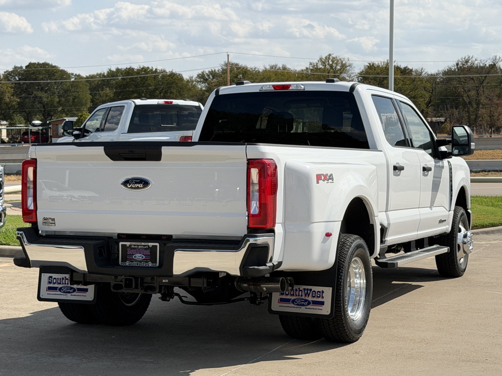 New 2026 Ford F350 XLT AWD/4WD image 4