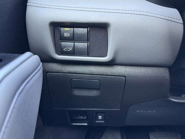 Certified 2022 Toyota Highlander XLE image 36