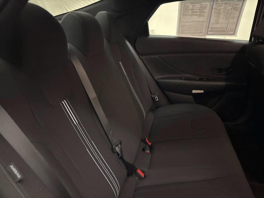 New 2026 Hyundai Elantra SEL Sport Premium FWD image 16