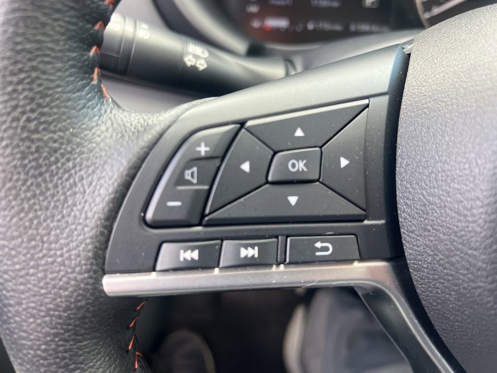 Certified 2023 Nissan Kicks SR w/ SR Premium Package FWD image 60