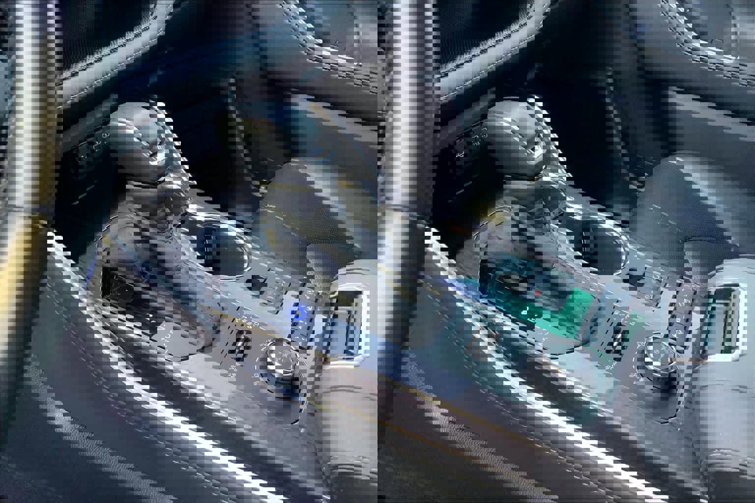 Used 2020 Toyota Highlander Limited AWD/4WD image 16