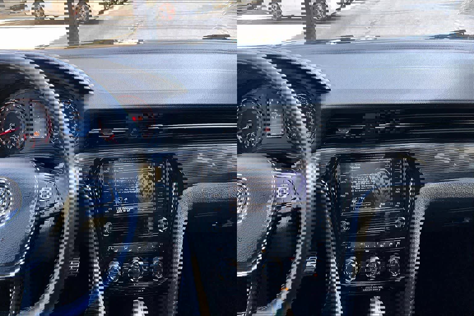 Used 2020 Volkswagen Passat 2.0T R-Line image 7