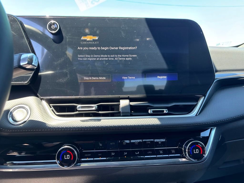 New 2026 Chevrolet Equinox LT w/ Convenience Package II FWD image 15