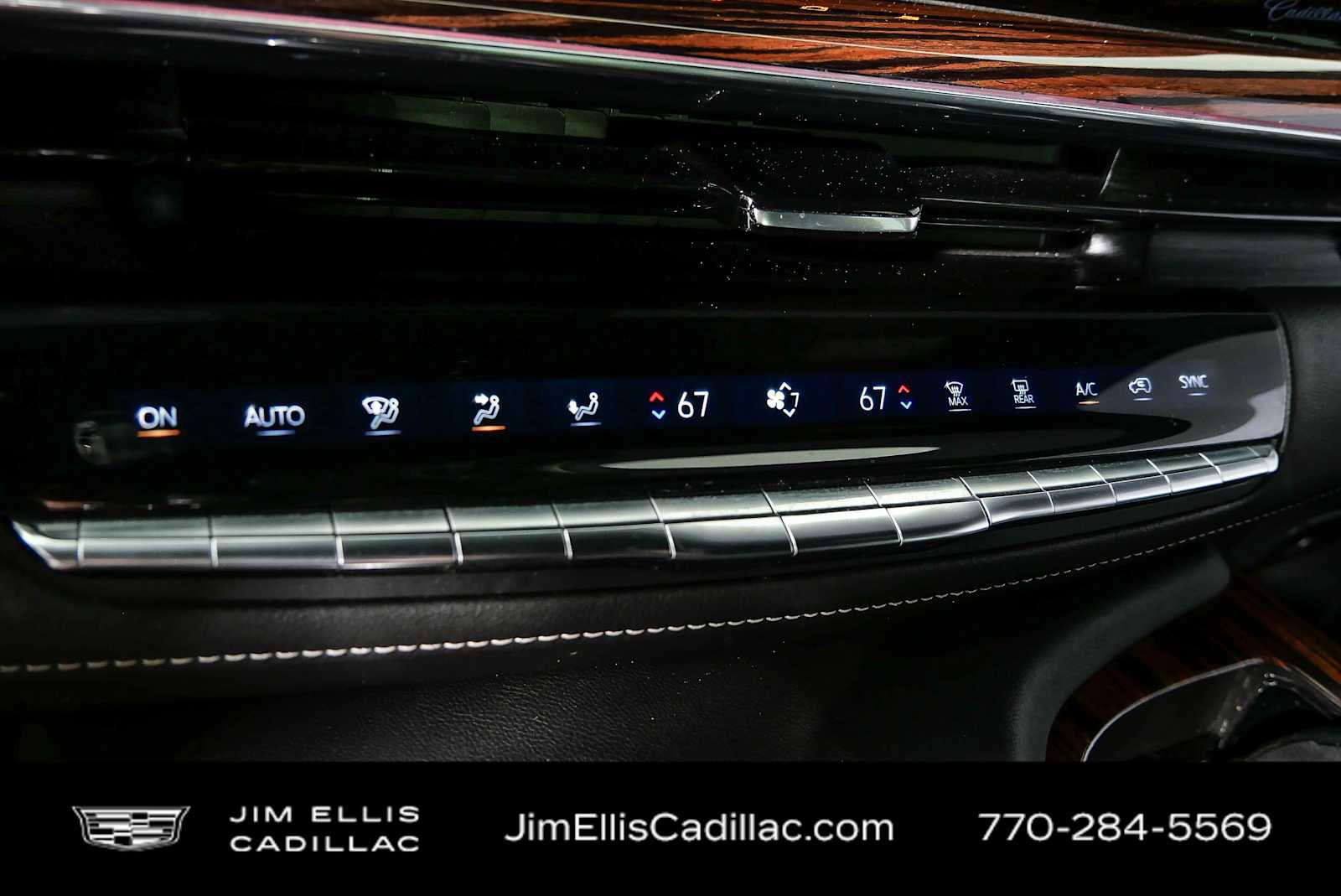 Used 2021 Cadillac Escalade Luxury RWD image 17